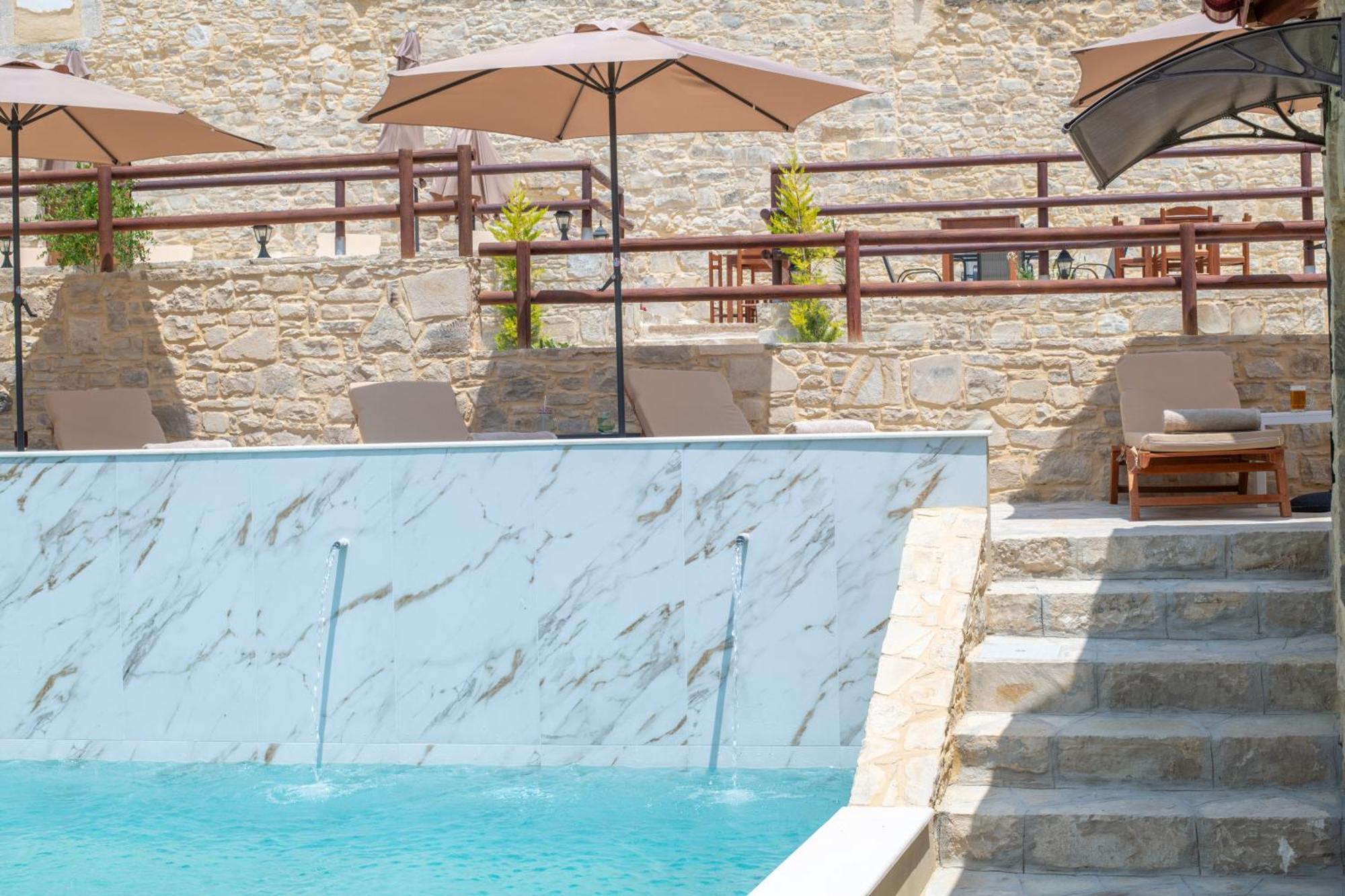 Draganigo Luxury Stone Houses 40 Min From Matala Ano Moulia Exteriér fotografie