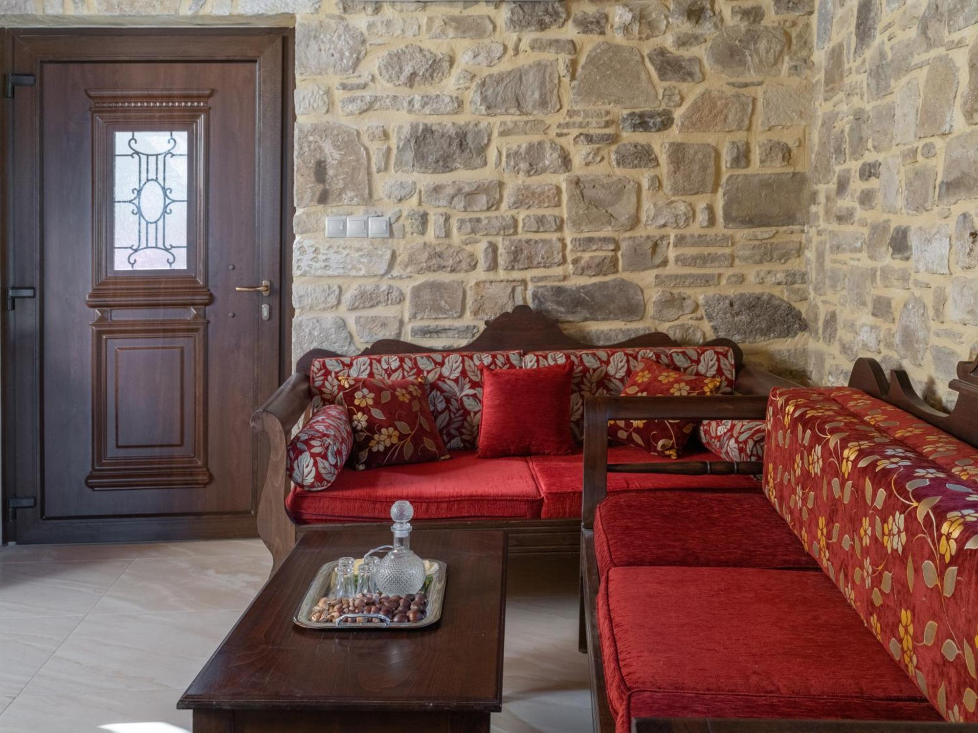 Draganigo Luxury Stone Houses 40 Min From Matala Ano Moulia Exteriér fotografie